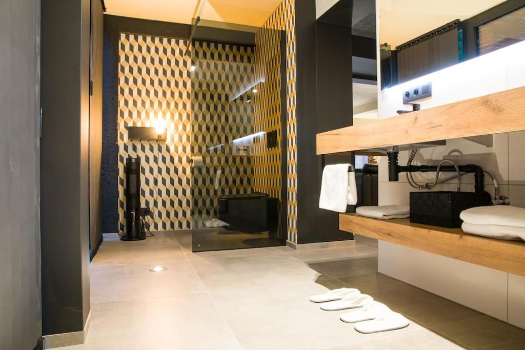 Buenas Noches Villa Standing Piscine & Wellness Boncelles Exterior photo